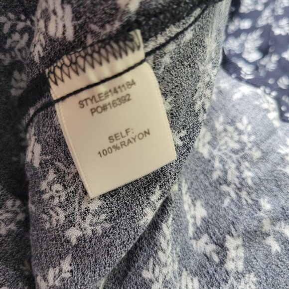 Skies Are Blue Womens Top 1X Plus 3/4 Sleeve Blue Floral Sash Keyhole FLO133E - Picture 9 of 10